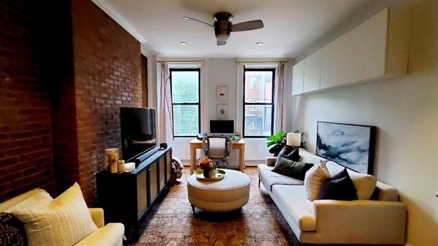 Building Photo - 1 Clinton St