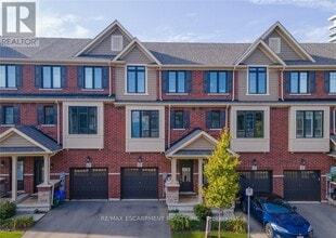 Building Photo - 15 Pierre Trudeau Ln