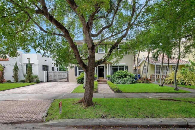 Foto del edificio - 1432 SW 11th St
