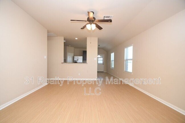 Foto del edificio - 10015 Bitternut Hickory Ln