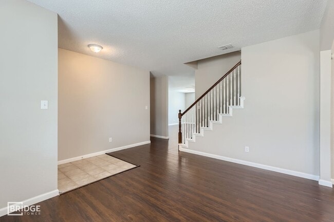 Foto del edificio - 1507 Walnut Ridge Dr