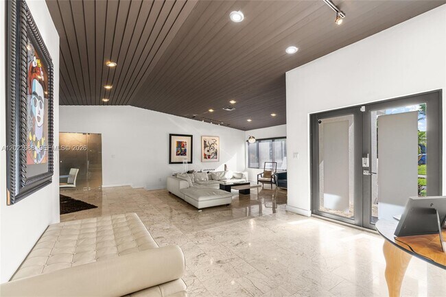 Foto del edificio - 17125 SW 80th Ct