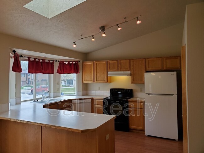 Foto del edificio - 6311 W Selkirk Ave