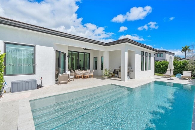 Foto del edificio - 3502 Ashwood Cir N