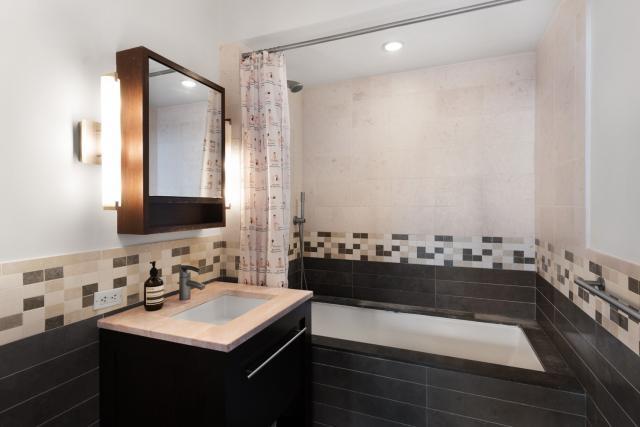 Building Photo - 1 bedroom in New York NY 10011