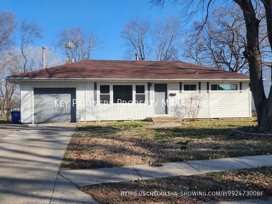 Primary Photo - 12906 W 92nd - Spacious Ranch!