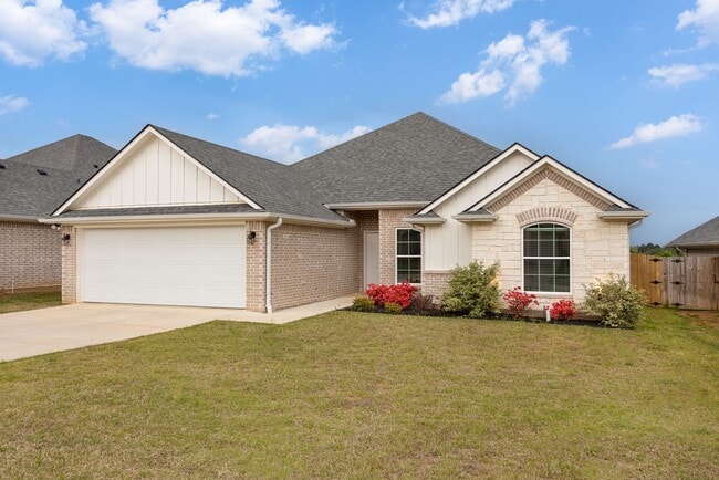 Building Photo - 1668 Legacy Dr