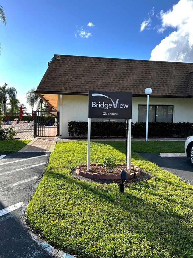Primary Photo - 5200 Privet Pl