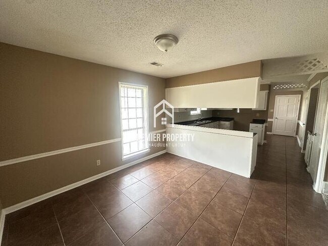 Foto del edificio - 4524 Ross Rd