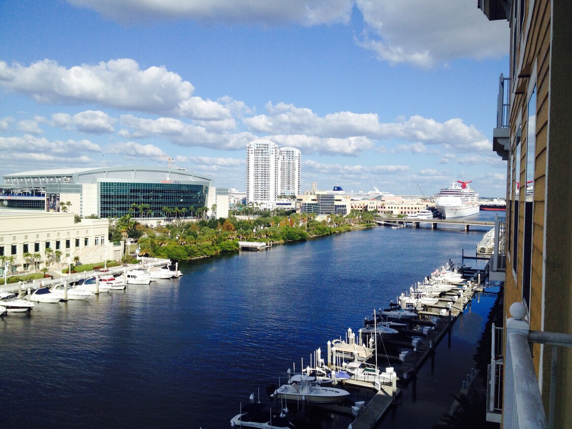Foto principal - 700 S Harbour Island Blvd