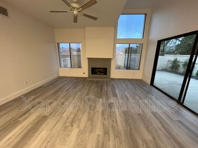 Building Photo - 41682 Aventine Ct