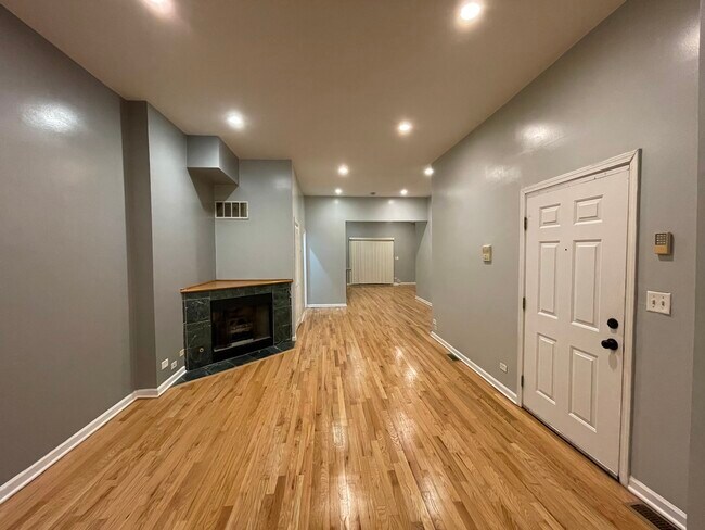 Foto del edificio - 3547 S King Dr