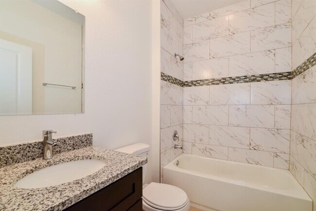 Foto del edificio - 4350 SW 139th St Rd