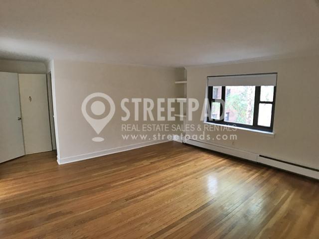 Foto del edificio - 2 bedroom in Brookline MA 02446