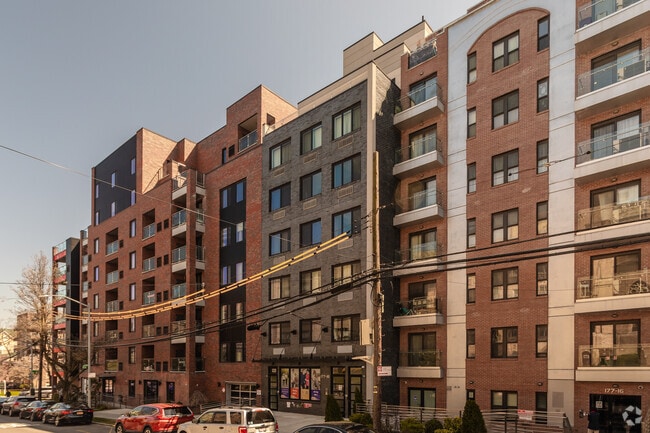 Building Photo - 177-18 Wexford Ter