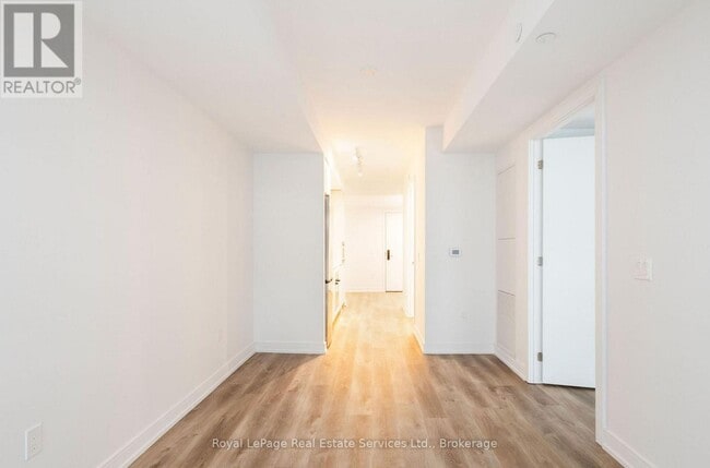 Building Photo - 1 Jarvis St