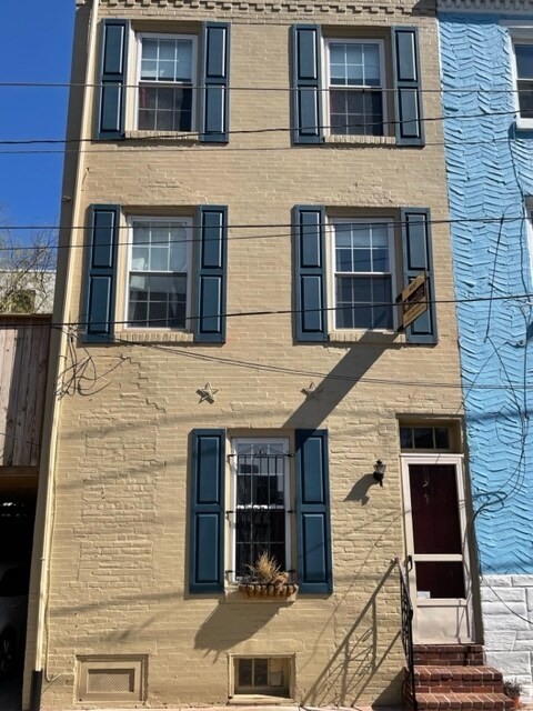 Building Photo - 2133 Rodman St
