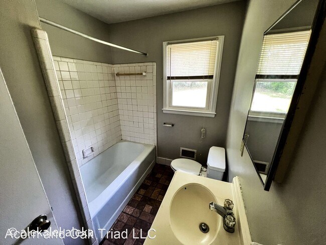 Building Photo - 2 br, 1 bath House - 608 Sykes Ave