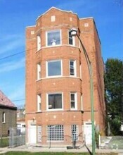 Building Photo - 4128 W Van Buren St