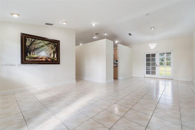 Building Photo - 16035 SW 173rd Ave