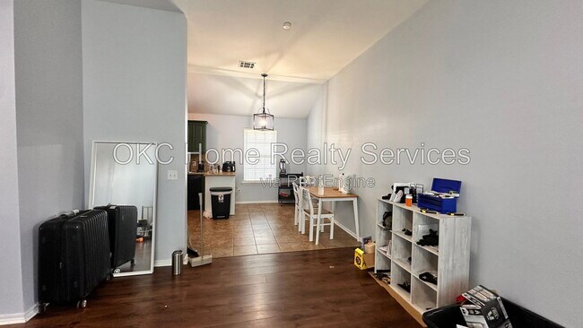 Foto del edificio - 3609 Green Apple Pl