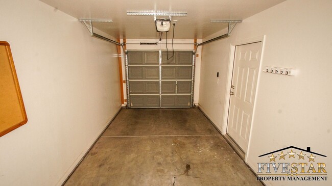 Building Photo - 618 Spring Meadow Ct