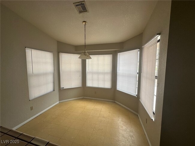 Building Photo - 5709 Palma del Sol Way