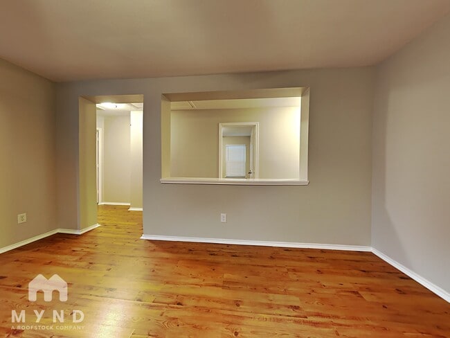 Building Photo - 3523 Avalon Castle Dr