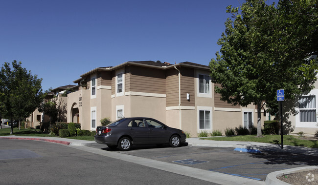 Building Photo - Torrey Del Mar Apartments