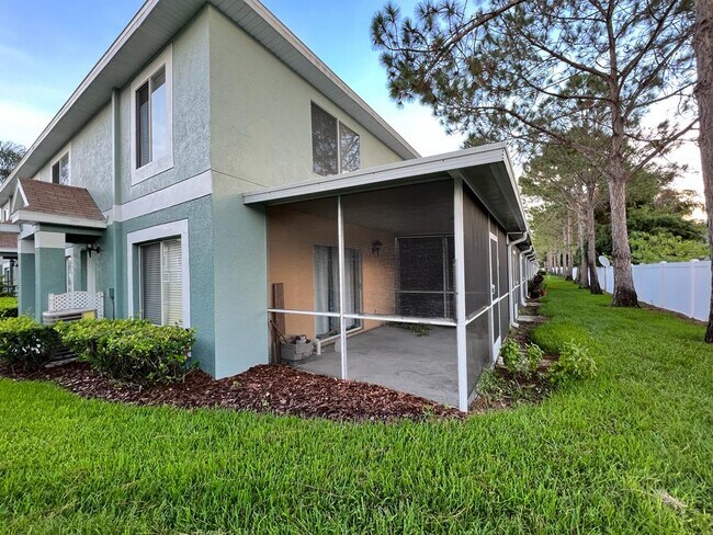 Building Photo - 2039 Fluorshire Dr