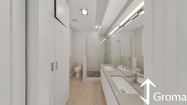 Building Photo - 2 Worthington St