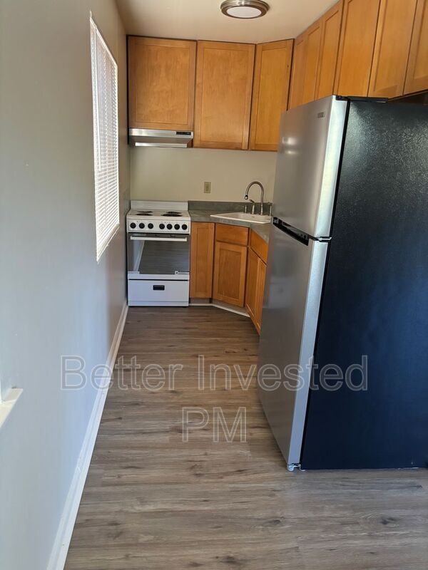 Foto del edificio - 528 Steele Ln
