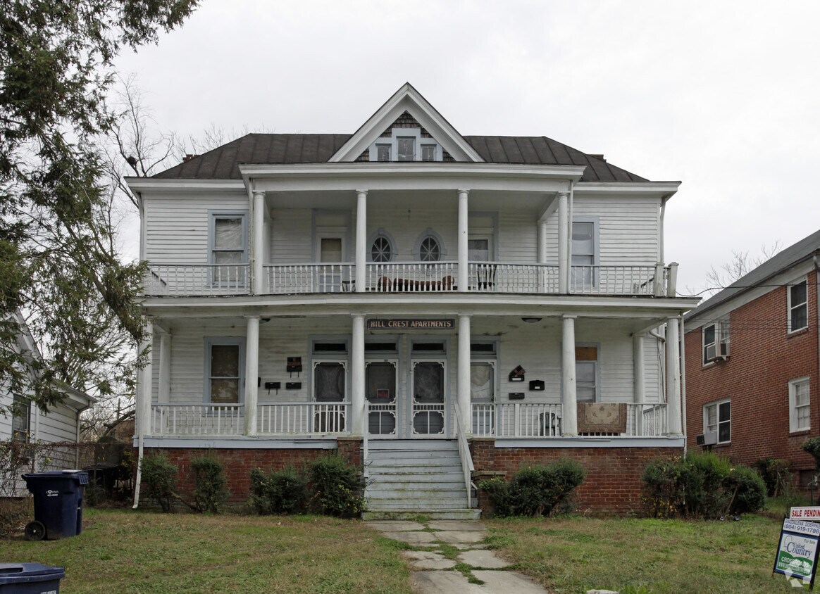 Building Photo - Hill Crest Apartments