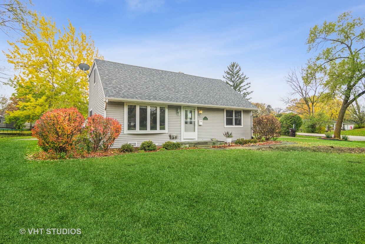 282 Pine Tree Row Lake Zurich Il 60047 House For Rent In Lake Zurich Il Apartments Com