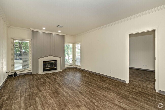 2 habitaciones, 2 baños - 950 pies cuadrados - Sala familiar - 21 Rock Apartments