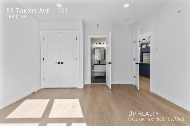 Foto del edificio - 55 Tunxis Ave