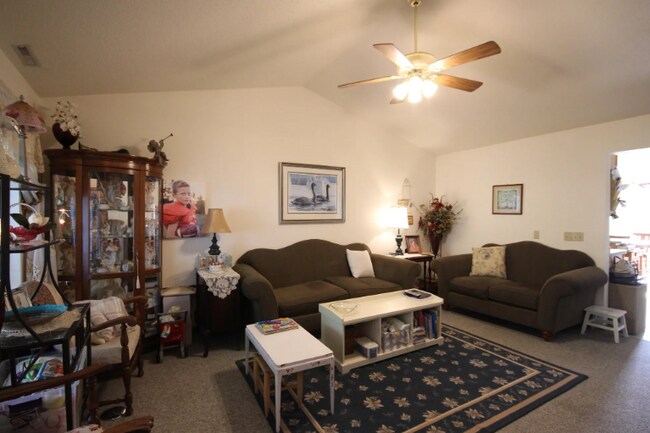 Foto del edificio - 706 N Juno Ave