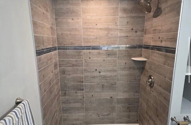 Foto del edificio - 2321 Shell Ave