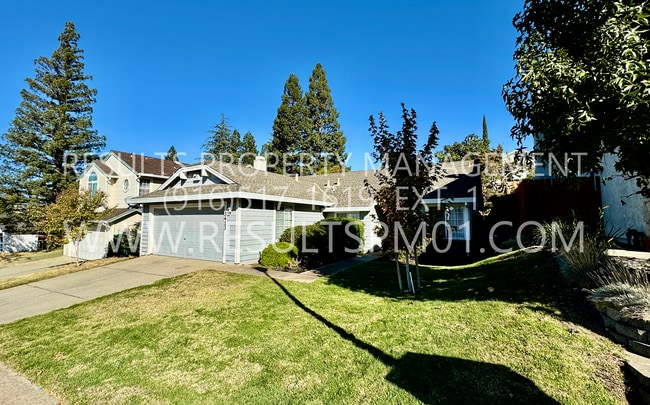 Building Photo - Charming 3-Bedroom Home in Prime Location