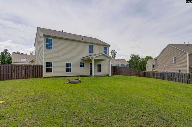 Building Photo - 414 Tulip Way