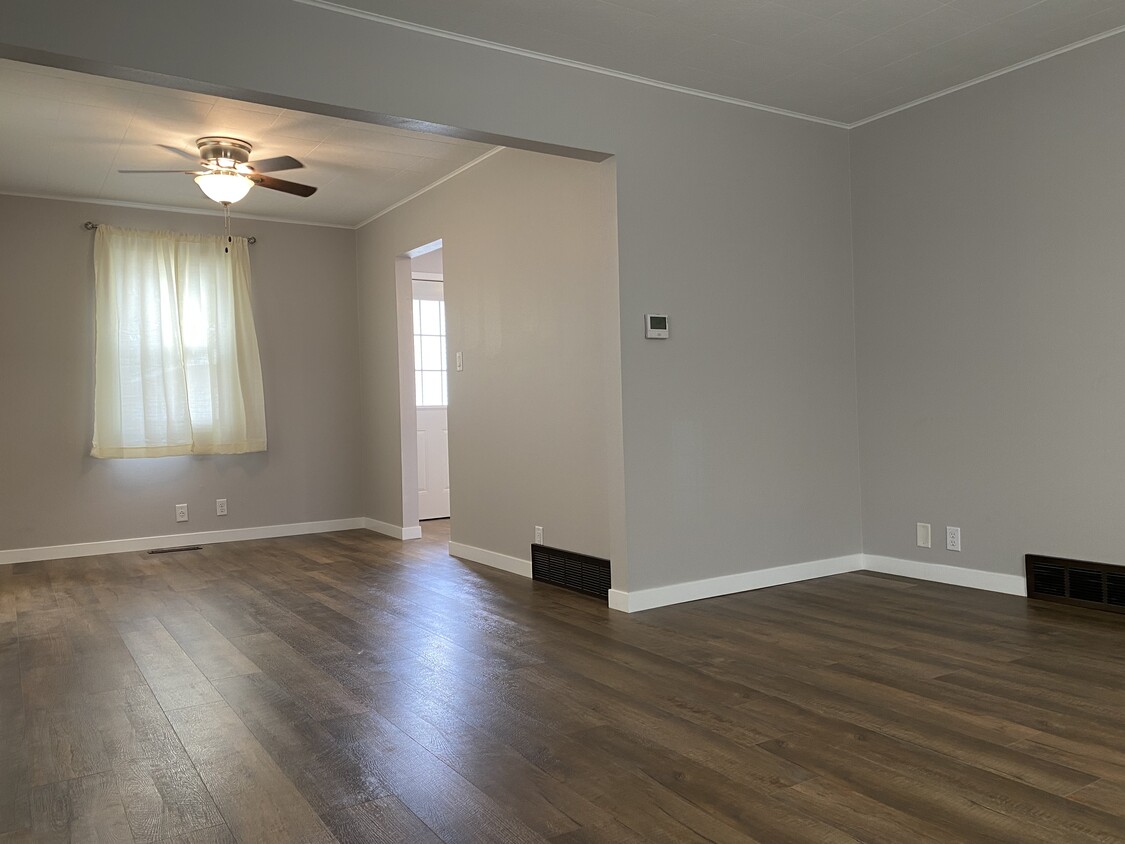 Living Room - 403 Webster St