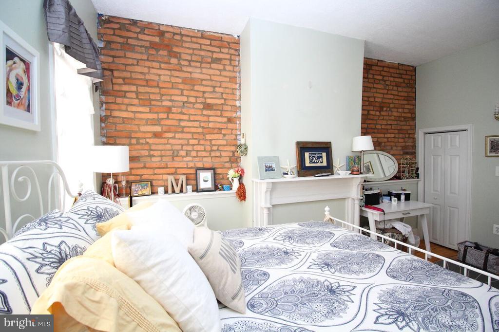 Primary Photo - 1302 S Hanover St