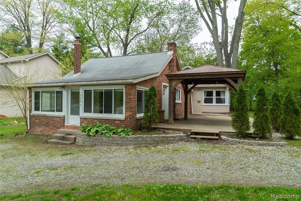 6908 Manderson Terrace, West Bloomfield Township, MI 48323 House