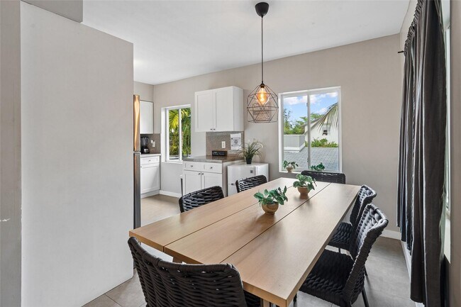 Foto del edificio - 435 NE 69th St
