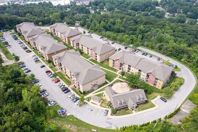 Foto del edificio - 8027 Glimmer Wy
