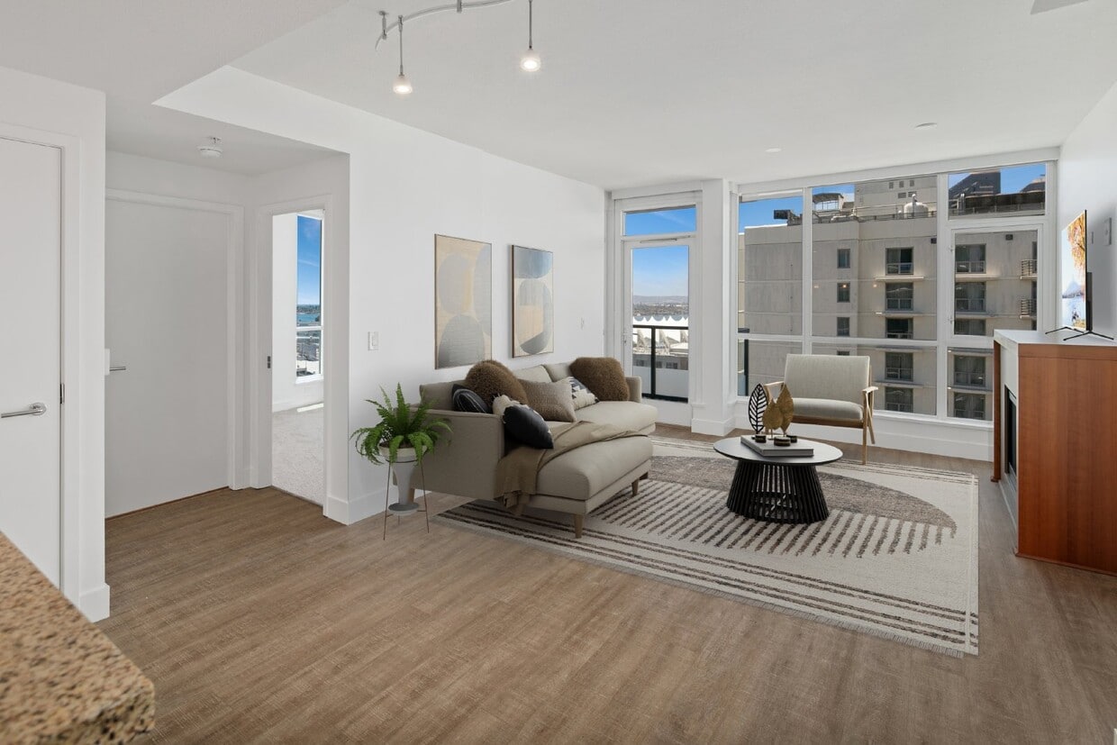 Foto principal - Must see, Sweeping Bay View 2 Bed/2 Bath C...