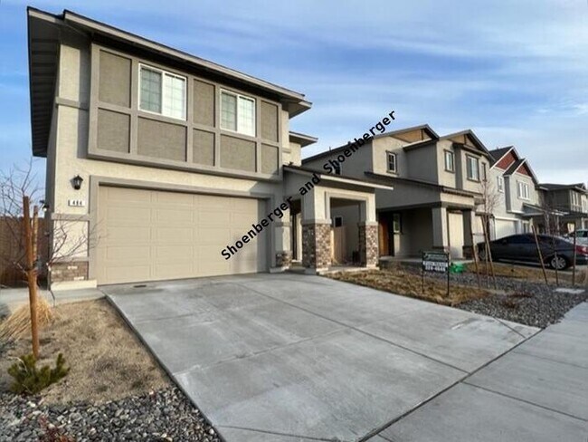 Building Photo - 484 Antares St
