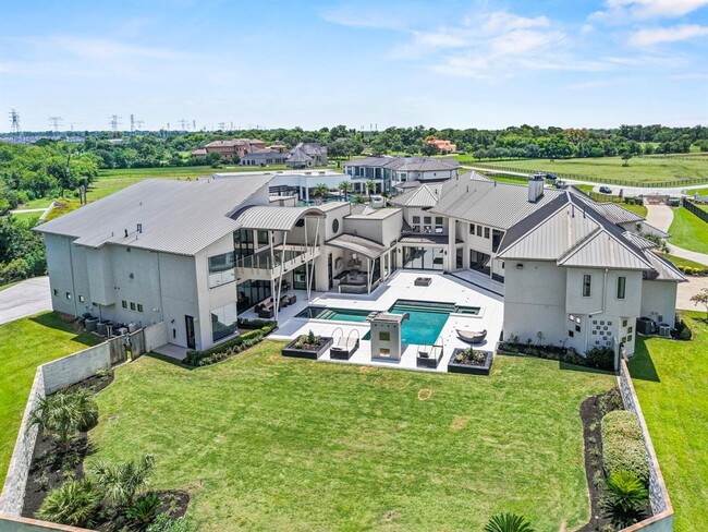Building Photo - 4043 Maranatha Dr