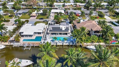 Building Photo - 2531 Gulfstream Ln