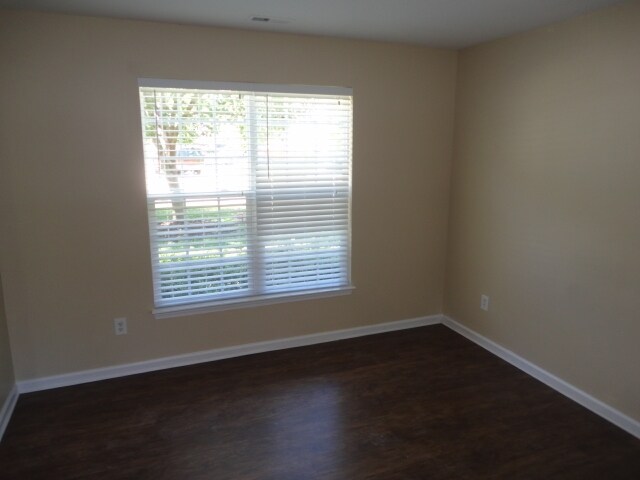 Foto del edificio - 3961 Tyler Bluff Ln